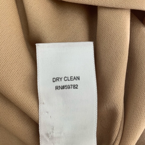 Adrianna Papell Black and Nude Lace Cocktail Dress - Picture 5 of 5